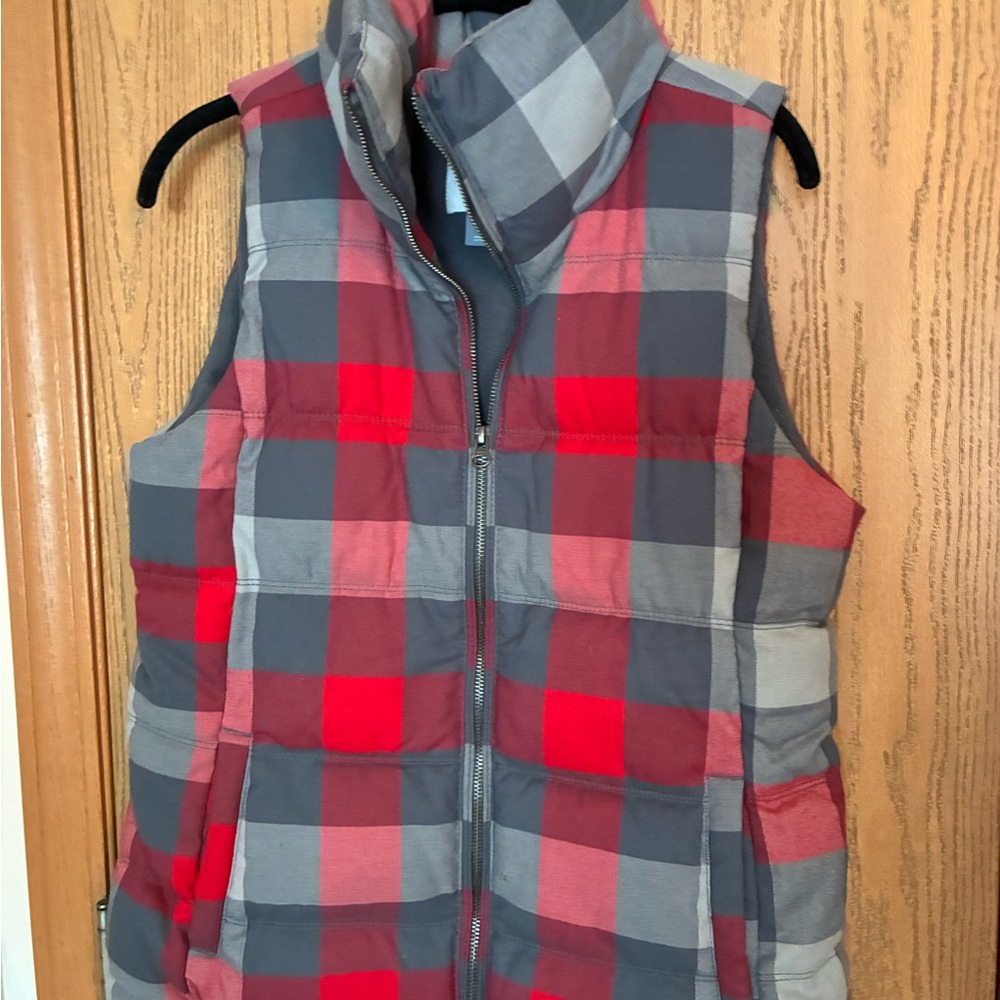 Old Navy Red and Gray Checkered Vest